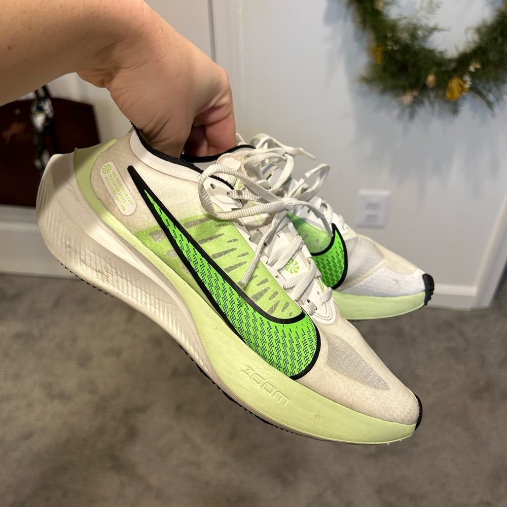 Nike Zoom Gravity Womens Sneakers